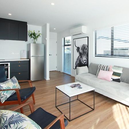 3 - Sunny Brand New House Villa Wanaka Dış mekan fotoğraf