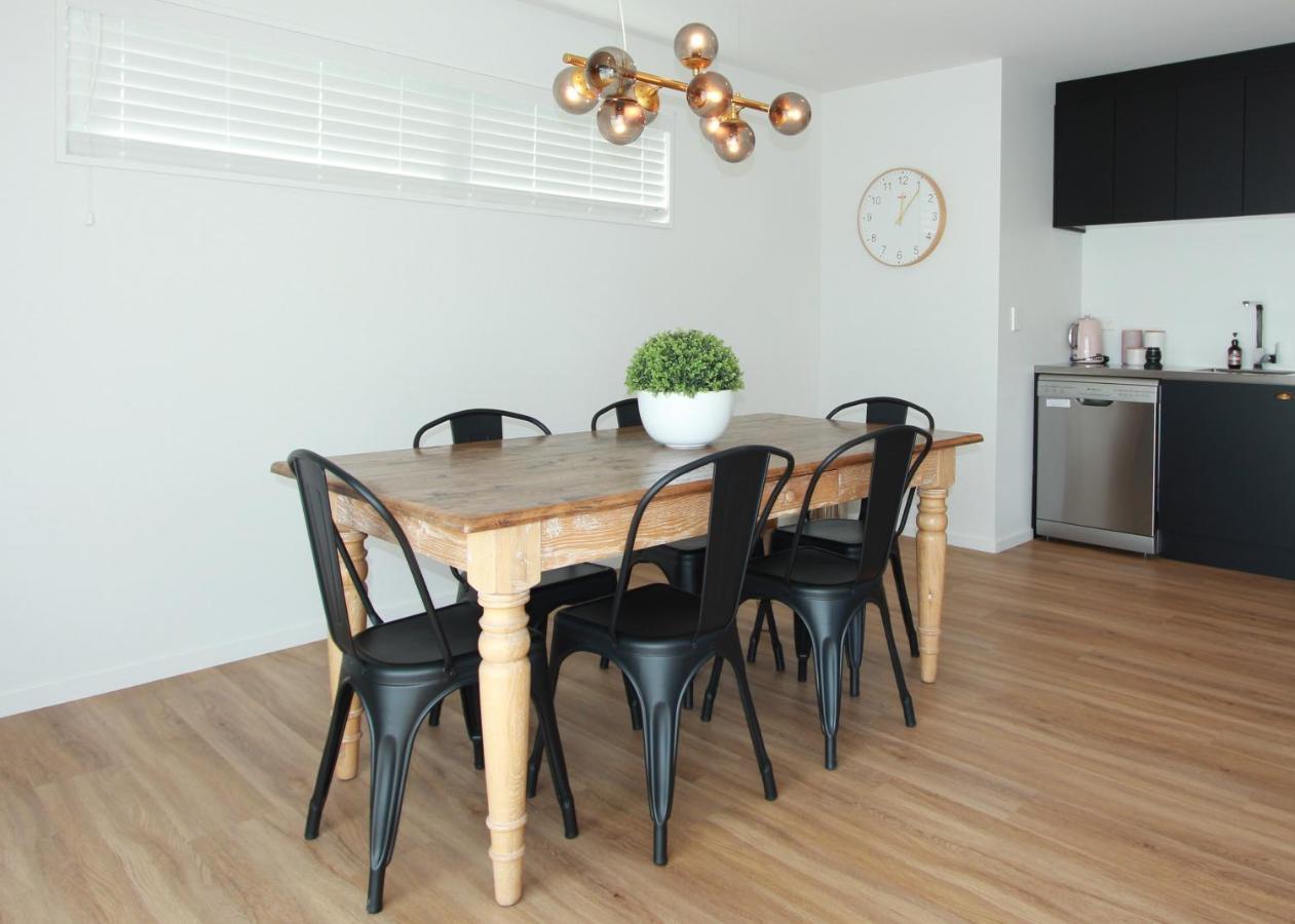 3 - Sunny Brand New House Villa Wanaka Dış mekan fotoğraf