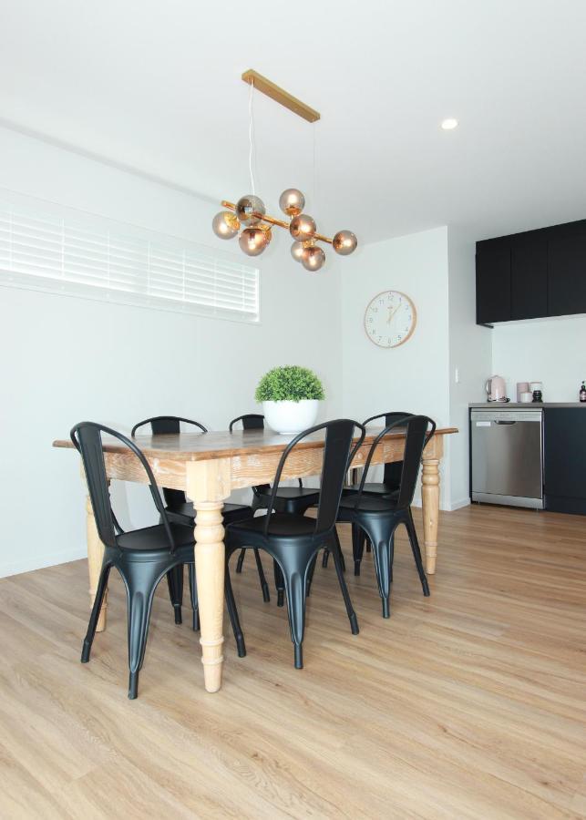 3 - Sunny Brand New House Villa Wanaka Dış mekan fotoğraf