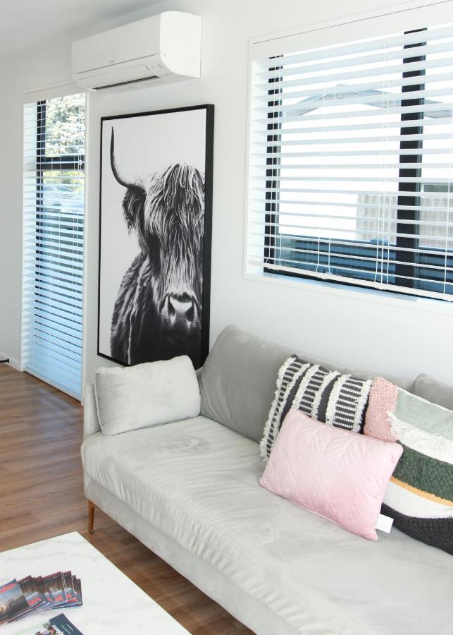 3 - Sunny Brand New House Villa Wanaka Dış mekan fotoğraf