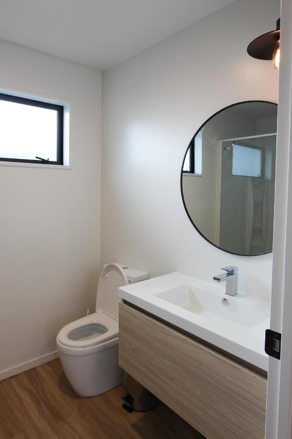 3 - Sunny Brand New House Villa Wanaka Dış mekan fotoğraf
